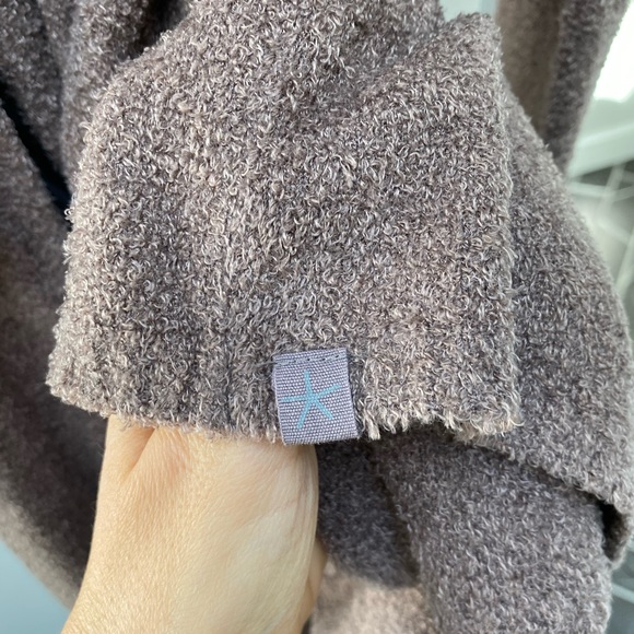 Barefoot Dreams Cardigan - Picture 4 of 9